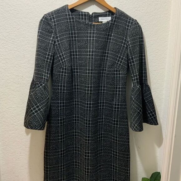 Calvin Klein plaid bell sleeve dress size 2 - Picture 1 of 9